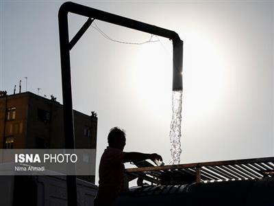 صداي پاي آب ميآيد...